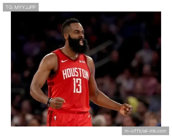 姚明最后观战火箭时阵容大变,卡佩拉成唯一留队球员